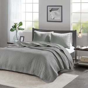 Madison Park Keaton Solid Quilt Set