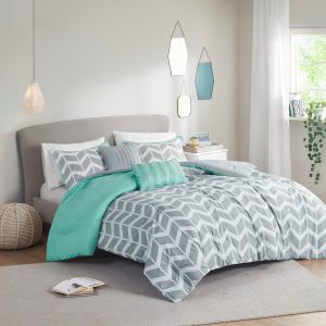 Intelligent Design Nadia Teal Comforter Set